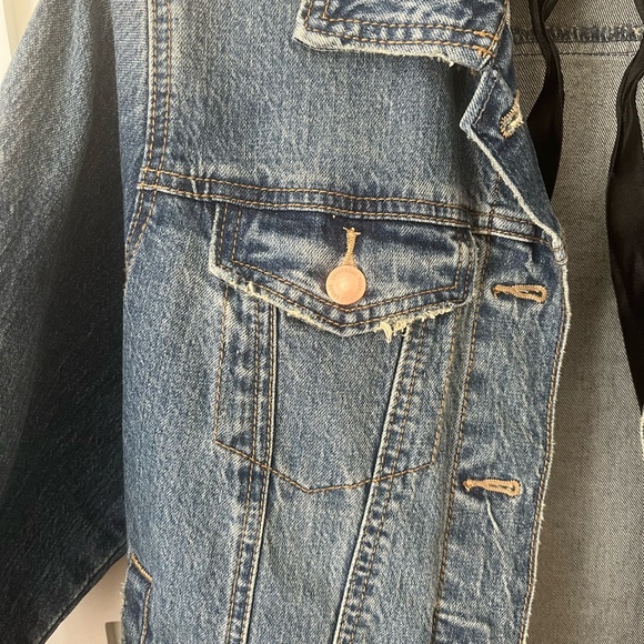 Universal Thread Jean Jacket - Picture 3 of 4